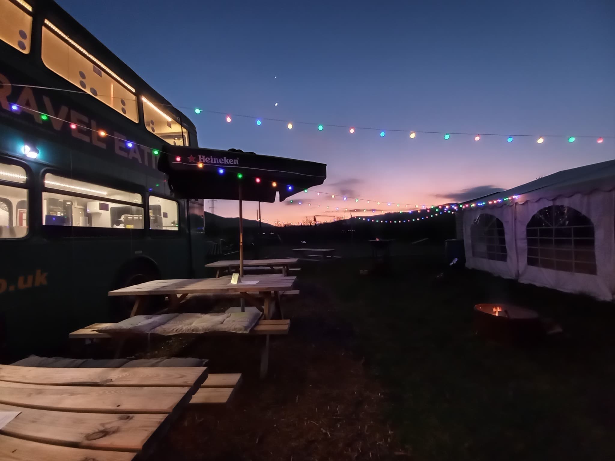 Ambiance événements et privatisation au Bus Track